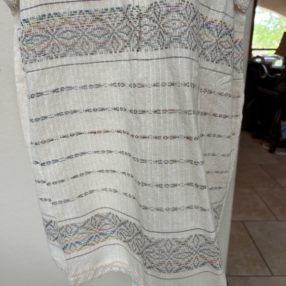 Mexican Embroidered Blouse. NWOT - Picture 4 of 9